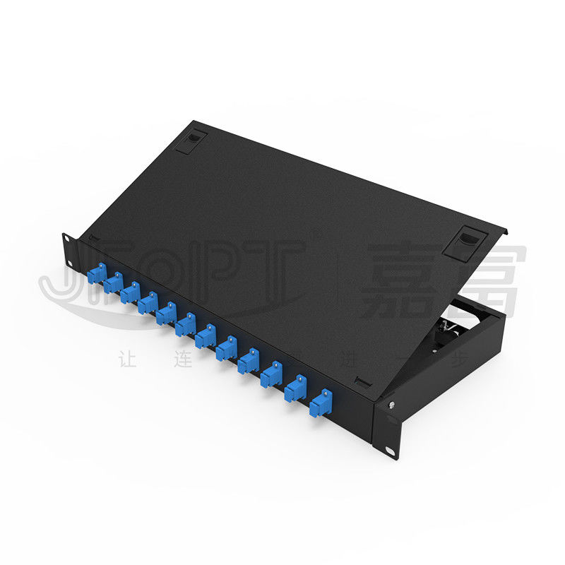 12 SC Port Rack Mount Fiber Patch Panel Dengan Adaptor SC / UPC Dan Kuncir 1m